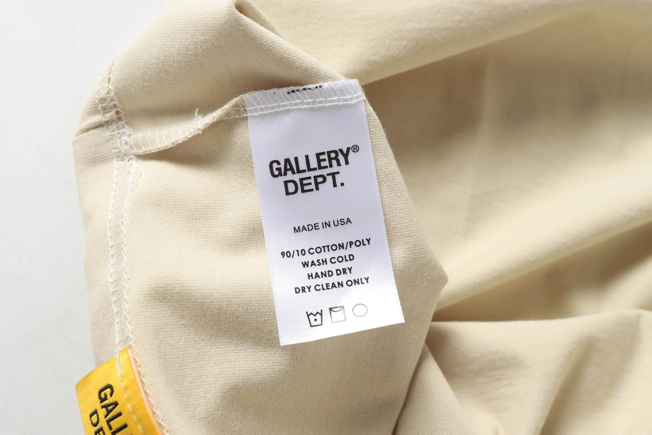 GALLERY.DEPT Summer new short-sleeved model number: D3306P110 Color: black apricot Size: S M L XL